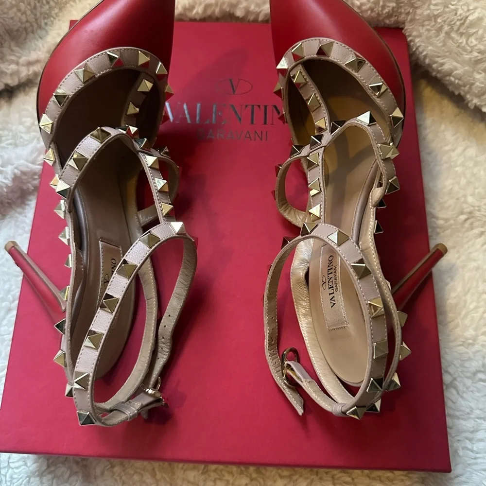 Valentino Red Pointed Rockstud Strappy Leather Pumps - Picture 4 of 6